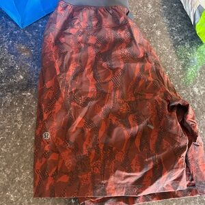 Lululemon license to train 7” shorts